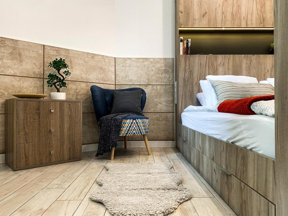 Beautiful Studio For Couples With Air Conditioning - Old Town & Main Station Krakow Exterior photo